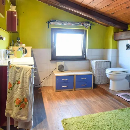 Gorgeous Apartment In Roma With Swimming Pool *