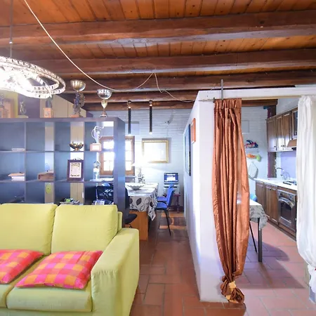 Gorgeous Apartment In Roma With Swimming Pool Lejlighed